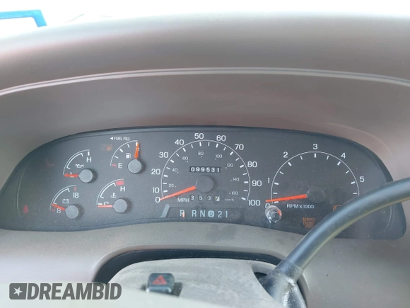 2000 Ford Excursion Limited с VIN 1FMNU43S5YEC18413, выставлен на аукционе IAAI как лот 41972353 с пробегом 99 531 миль миль и . История ставок и продаж доступна на DreamBid. Изображение 7.