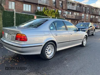 1997 BMW 5 Series 528iA with VIN WBADD6324VBW20221, listed as a Copart auction lot 82865794 with 74,647 mi miles and Clean Title. Bid and sale history available at carsss.com. Image 4.
