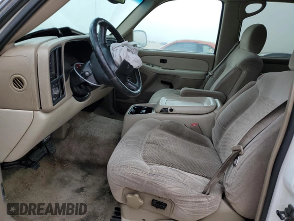 2002 Chevrolet Suburban LT with VIN 3GNEC16Z12G363244, listed as a Copart auction lot 51147114 with 261,559 mi miles and Salvage Title. Bid and sale history available at carsss.com. Image 7.