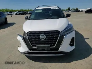 2021 Nissan Kicks SR with VIN 3N1CP5DV4ML489686, listed as a Copart auction lot 49098215 with 50,881 mi miles and Salvage Title. Bid and sale history available at carsss.com. Image 12.