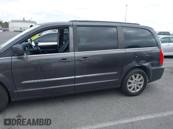 2015 Chrysler Town & Country Touring with VIN 2C4RC1BGXFR655330, listed as a IAAI auction lot 42181430 with 148,195 mi miles and . Bid and sale history available at DreamBid. Image 6.