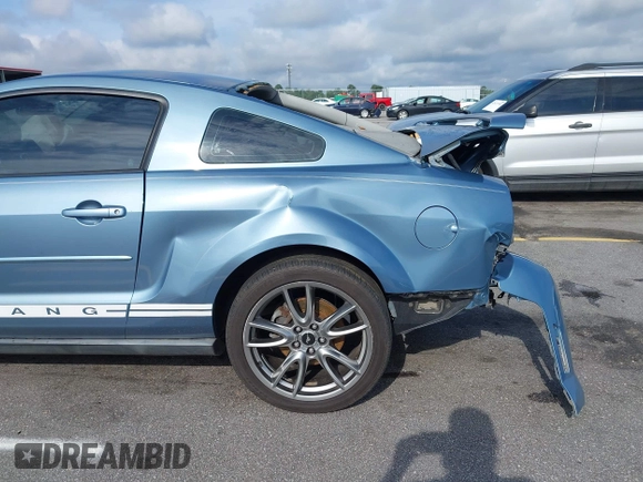 2007 Ford Mustang Deluxe with VIN 1ZVFT80N675294588, listed as a IAAI auction lot 42502168 with 121,562 mi miles and . Bid and sale history available at DreamBid. Image 20.
