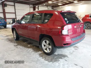 2016 Jeep Compass Latitude z VIN 1C4NJDEB5GD587688, wystawiony jako IAAI lot #41968742 z przebiegiem 113 791 mil mil oraz . Historia ofert i sprzedaży dostępna na DreamBid. Obrazek 3.