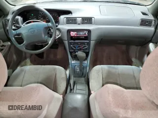 2001 Toyota Camry CE with VIN 4T1BG22K11U056470, listed as a Copart auction lot 53506575 with 143,578 mi miles and Clean Title. Bid and sale history available at carsss.com. Image 8.