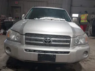 2006 Toyota Highlander Hybrid with VIN JTEDW21A260009306, listed as a IAAI auction lot 41624043 with 261,596 mi miles. Bid and sale history available at carsss.com. Image 12.