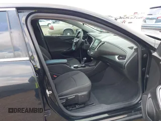 2016 Chevrolet Malibu LS z VIN 1G1ZB5ST8GF190958, wystawiony jako IAAI lot #42148180 z przebiegiem 77 768 mil mil oraz . Historia ofert i sprzedaży dostępna na DreamBid. Obrazek 5.