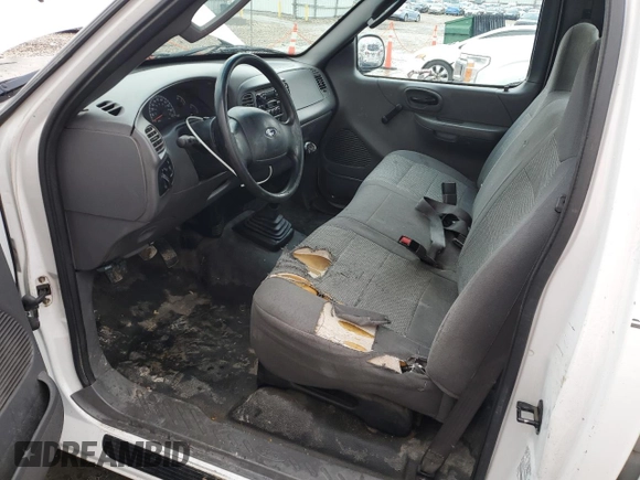 2003 Ford F-150 XL с VIN 2FTRF17213CA05045, выставлен на аукционе Copart как лот 87225544 с пробегом Не указан миль и Списание • Salvage title. История ставок и продаж доступна на DreamBid. Изображение 7.