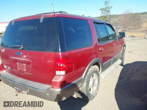 2004 Ford Expedition Eddie Bauer with VIN 1FMPU17L74LB55900, listed as a IAAI auction lot 41667029 with 380,947 mi miles. Bid and sale history available at carsss.com. Image 4.