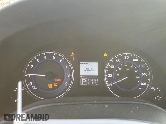 2015 Infiniti Q40 with VIN JN1CV6AR0FM650630, listed as a Copart auction lot 82579604 with 104,324 mi miles and Salvage Title. Bid and sale history available at carsss.com. Image 9.