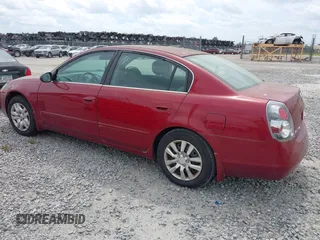 2006 Nissan Altima 2.5 S with VIN 1N4AL11D86C214072, listed as a IAAI auction lot 41982628 with 7,477,147 mi miles. Bid and sale history available at carsss.com. Image 3.