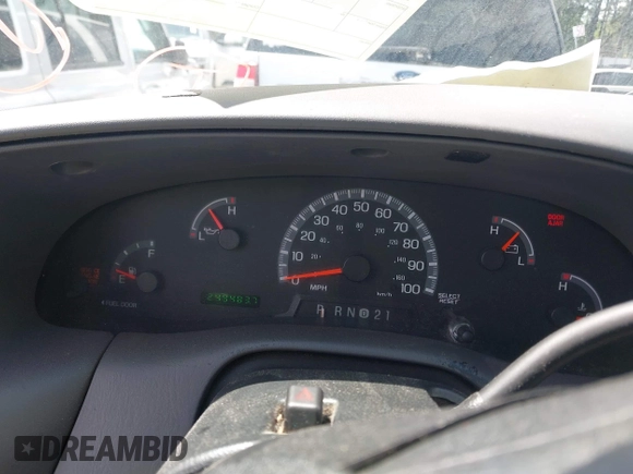 2003 Ford F-150 XL with VIN 1FTRX172X3NA59676, listed as a IAAI auction lot 41821013 with 249,483 mi miles. Bid and sale history available at carsss.com. Image 7.