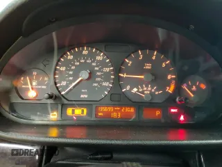 2004 BMW 3 Series 325Ci with VIN WBABW33434PL33682, listed as a Copart auction lot 86275284 with 135,699 mi miles and Salvage Title. Bid and sale history available at carsss.com. Image 9.