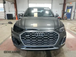 2021 Audi SQ5 Premium Plus with VIN WA1A4AFYXM2088832, listed as a Copart auction lot 79975924 with 3,984 mi miles and Salvage Title. Bid and sale history available at carsss.com. Image 5.