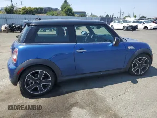 2013 MINI Hardtop S with VIN WMWSV3C53DT391200, listed as a Copart auction lot 59903365 with 48,654 mi miles and Salvage title. Bid and sale history available at DreamBid. Image 3.