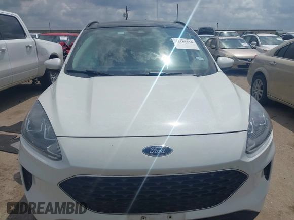 2021 Ford Escape SE с VIN 1FMCU0G6XMUA26997, выставлен на аукционе IAAI как лот 42163518 с пробегом 107 714 миль миль и . История ставок и продаж доступна на DreamBid. Изображение 12.