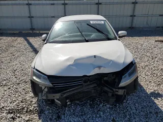 2013 Volkswagen Jetta SE with VIN 3VWDP7AJ7DM284045, listed as a Copart auction lot 52328525 with Not provided miles and Salvage title. Bid and sale history available at DreamBid. Image 5.