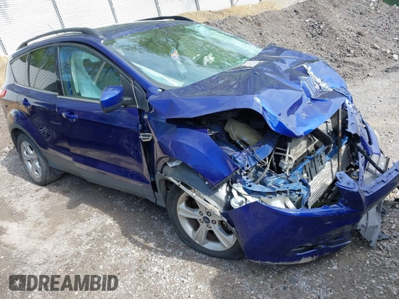 2016 Ford Escape SE z VIN 1FMCU0G90GUB57287, wystawiony jako IAAI lot #42170920 z przebiegiem 76 703 mil mil oraz . Historia ofert i sprzedaży dostępna na DreamBid. Obrazek 1.