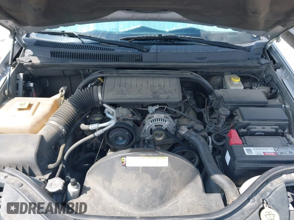 2010 Jeep Grand Cherokee Laredo with VIN 1J4PR4GK1AC143780, listed as a IAAI auction lot 42058575 with 88,608 mi miles. Bid and sale history available at carsss.com. Image 10.