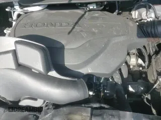 2024 Honda Odyssey Sport z VIN 5FNRL6H70RB010271, wystawiony jako Copart lot #81407535 z przebiegiem 17 717 mil mil oraz Nie do naprawy • Non repairable. Historia ofert i sprzedaży dostępna na DreamBid. Obrazek 14.