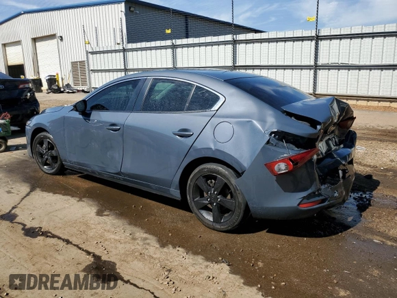 2022 Mazda 3 Carbon Edition z VIN JM1BPACL1N1506356, wystawiony jako Copart lot #58228434 z przebiegiem 96 855 mil mil oraz Szkoda całkowita • Salvage title. Historia ofert i sprzedaży dostępna na DreamBid. Obrazek 2.