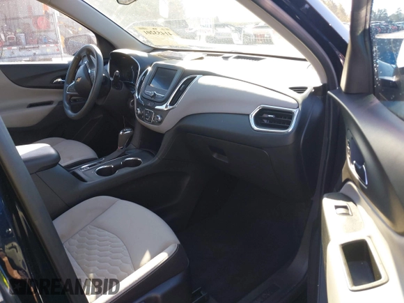 2020 Chevrolet Equinox LT with VIN 3GNAXKEV8LS679097, listed as a IAAI auction lot 41453201 with 59,105 mi miles and . Bid and sale history available at carsss.com. Image 5.