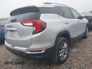 2022 GMC Terrain SLT with VIN 3GKALPEV7NL210358, listed as a IAAI auction lot 41843016 with 52,363 mi miles. Bid and sale history available at carsss.com. Image 4.