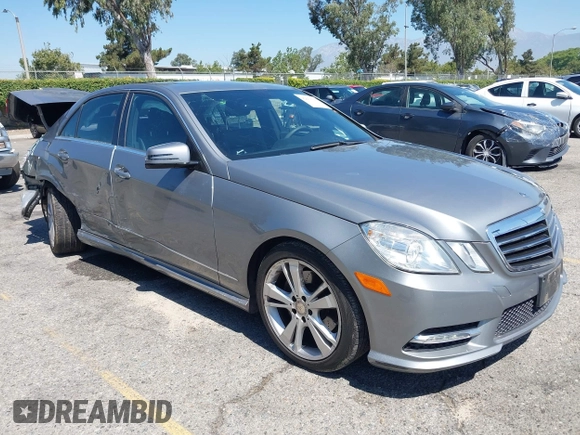2013 Mercedes-Benz E 350 Luxury with VIN WDDHF5KB9DA728662, listed as a IAAI auction lot 42673110 with 102,824 mi miles and . Bid and sale history available at DreamBid. Image 1.