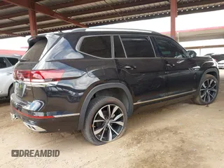 2024 Volkswagen Atlas SEL Premium R-Line с VIN 1V2FR2CA1RC514031, выставлен на аукционе IAAI как лот 41964990 с пробегом Не указан миль и . История ставок и продаж доступна на DreamBid. Изображение 4.