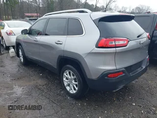 2016 Jeep Cherokee Latitude with VIN 1C4PJLCS7GW336973, listed as a IAAI auction lot 41769839 with 89,805 mi miles. Bid and sale history available at carsss.com. Image 3.