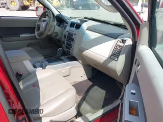 2010 Mercury Mariner Premier с VIN 4M2CN8H73AKJ03069, выставлен на аукционе IAAI как лот 42416157 с пробегом 161 601 миль миль и . История ставок и продаж доступна на DreamBid. Изображение 5.