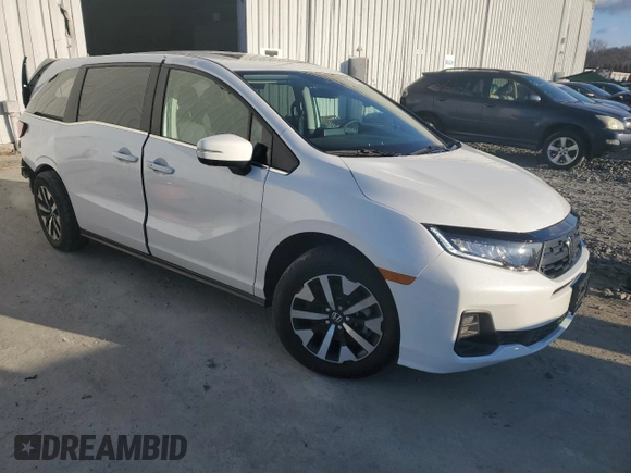 2025 Honda Odyssey EX-L with VIN 5FNRL6H60SB005200, listed as a Copart auction lot 45318305 with 3,250 mi miles and Salvage Title. Bid and sale history available at carsss.com. Image 4.