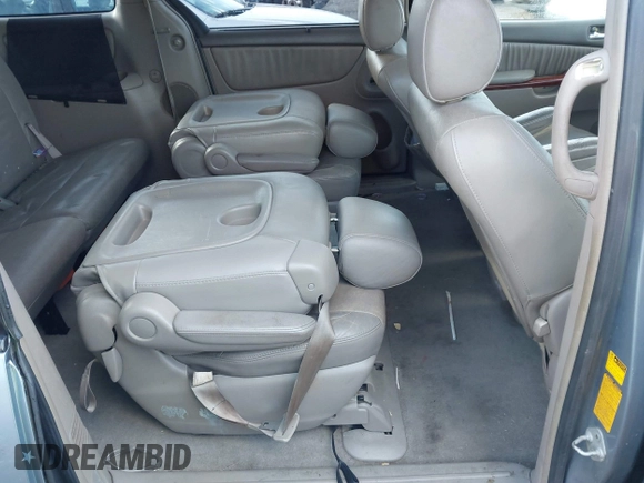 2004 Toyota Sienna XLE with VIN 5TDBA22C04S002407, listed as a IAAI auction lot 41385381 with 220,914 mi miles and . Bid and sale history available at DreamBid. Image 8.