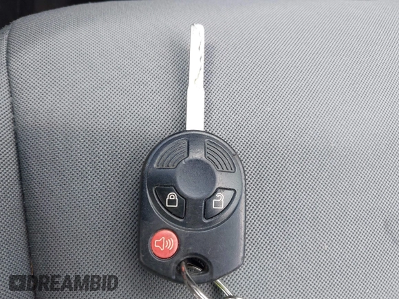 2016 Ford Escape SE z VIN 1FMCU9GX8GUA79697, wystawiony jako IAAI lot #42199779 z przebiegiem 131 826 mil mil oraz . Historia ofert i sprzedaży dostępna na DreamBid. Obrazek 11.