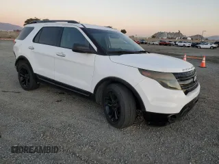 2015 Ford Utility Police Interceptor with VIN 1FM5K8AR7FGB75496, listed as a Copart auction lot 81837894 with 59,304 mi miles and Clean Title. Bid and sale history available at carsss.com. Image 4.