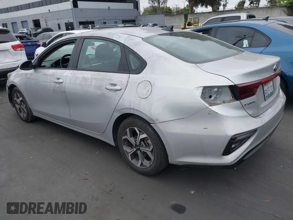 2021 Kia Forte LXS with VIN 3KPF24AD5ME387610, listed as a IAAI auction lot 42133985 with 31,437 mi miles and . Bid and sale history available at carsss.com. Image 3.