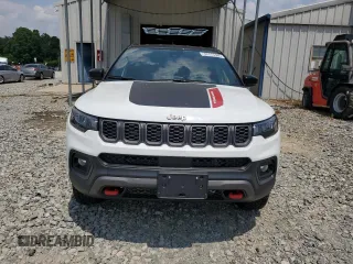 2025 Jeep Compass Trailhawk с VIN 3C4NJDDN6ST522993, выставлен на аукционе Copart как лот 62608575 с пробегом 9 714 миль миль и Чистый • Clean title. История ставок и продаж доступна на DreamBid. Изображение 5.