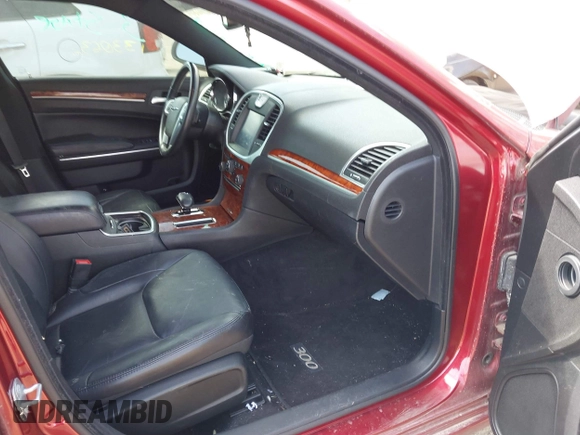 2014 Chrysler 300 with VIN 2C3CCAAG2EH331160, listed as a IAAI auction lot 41786101 with 133,063 mi miles. Bid and sale history available at carsss.com. Image 5.