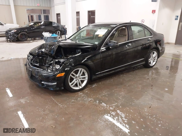 2014 Mercedes-Benz C-Class C 300 Sport with VIN WDDGF8AB0EA944836, listed as a IAAI auction lot 41096096 with 113,490 mi miles. Bid and sale history available at carsss.com. Image 19.