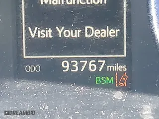 2019 Toyota Highlander SE with VIN 5TDJZRFH1KS922403, listed as a IAAI auction lot 41430051 with 93,767 mi miles. Bid and sale history available at carsss.com. Image 15.