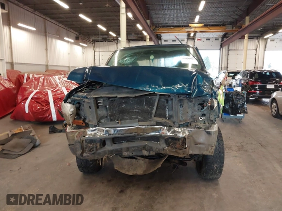 2000 Ford F-250 XL with VIN 1FTNX21F5YEE22098, listed as a IAAI auction lot 40899007 with 254,361 mi miles and . Bid and sale history available at DreamBid. Image 13.