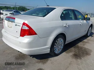 2010 Ford Fusion Hybrid с VIN 3FADP0L3XAR149879, выставлен на аукционе IAAI как лот 42628555 с пробегом 82 855 миль миль и . История ставок и продаж доступна на DreamBid. Изображение 4.