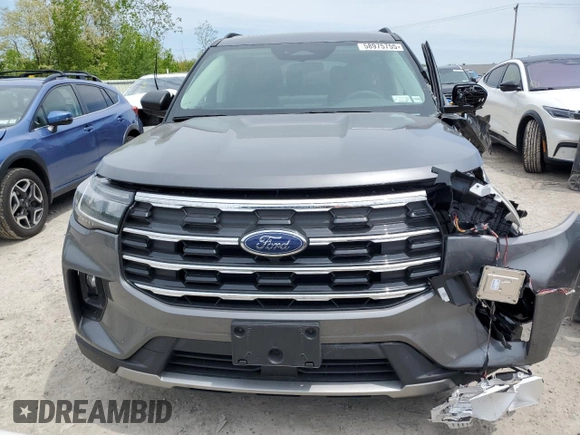 2025 Ford Explorer Active with VIN 1FMUK8DH3SGB48594, listed as a Copart auction lot 58975755 with 3,134 mi miles and Salvage title. Bid and sale history available at DreamBid. Image 5.