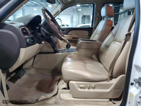 2007 GMC Yukon XL Denali with VIN 1GKFK66857J183120, listed as a Copart auction lot 62663314 with 167,045 mi miles and Salvage Title. Bid and sale history available at carsss.com. Image 7.