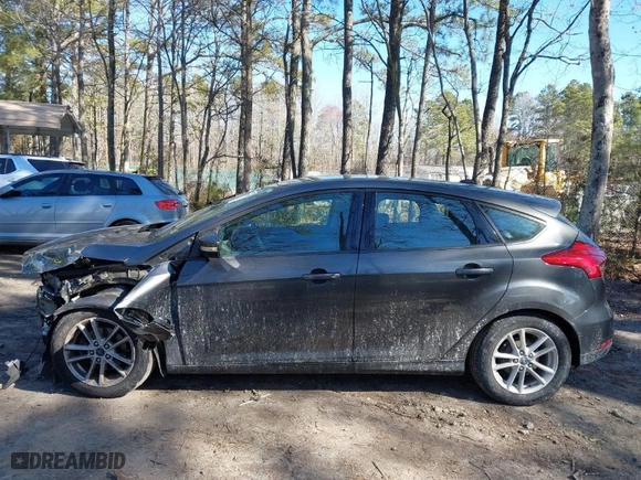 2017 Ford Focus SE with VIN 1FADP3K24HL259605, listed as a IAAI auction lot 41691588 with 105,326 mi miles. Bid and sale history available at carsss.com. Image 15.
