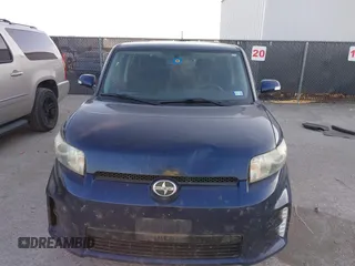 2015 Scion xB with VIN JTLZE4FE1FJ071377, listed as a IAAI auction lot 41282725 with 152,704 mi miles. Bid and sale history available at carsss.com. Image 6.
