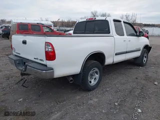 2005 Toyota Tundra SR5 with VIN 5TBBT44145S472290, listed as a IAAI auction lot 41030814 with 159,098 mi miles. Bid and sale history available at carsss.com. Image 4.