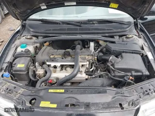 2005 Volvo S80 with VIN YV1TS592351404222, listed as a IAAI auction lot 41758468 with 231,868 mi miles. Bid and sale history available at carsss.com. Image 10.