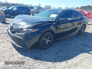 2022 Toyota Camry SE z VIN 4T1G11AK4NU040899, wystawiony jako IAAI lot #41736850 z przebiegiem 64 183 mil mil oraz . Historia ofert i sprzedaży dostępna na DreamBid. Obrazek 2.