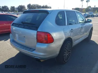 2006 Porsche Cayenne with VIN WP1AA29P26LA21225, listed as a IAAI auction lot 41711693 with 166,275 mi miles. Bid and sale history available at carsss.com. Image 4.