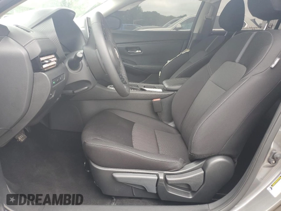 2024 Nissan Sentra SV с VIN 3N1AB8CV5RY317556, выставлен на аукционе Copart как лот 60233595 с пробегом 2 203 миль миль и Списание • Salvage title. История ставок и продаж доступна на DreamBid. Изображение 7.